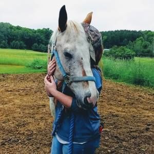 Meet your Posher, Kendra